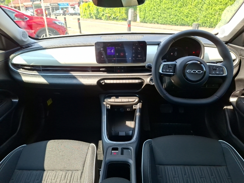 Fiat 600 1.2 Hybrid 48V Edct-6 ST26WBG White #3