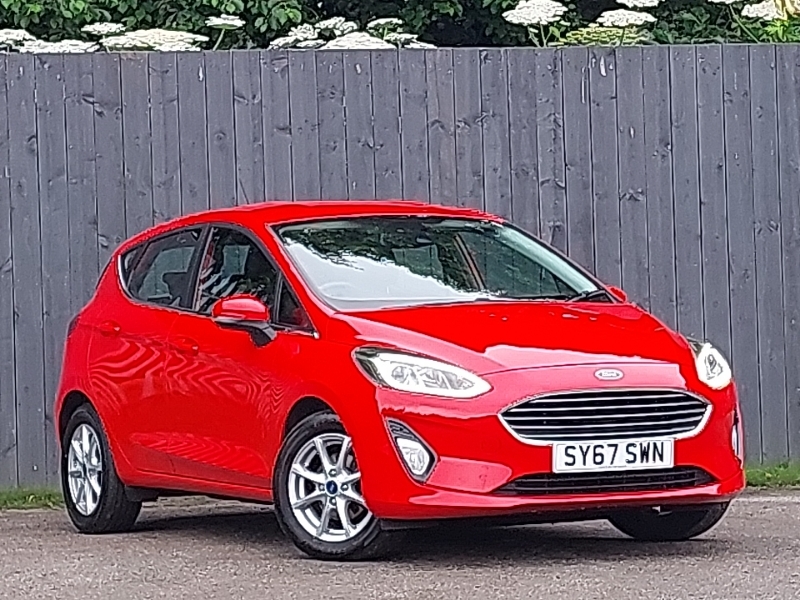 Ford Fiesta 1.1 Zetec Red