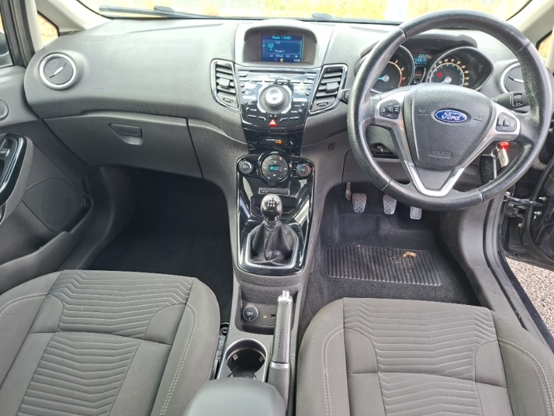 Ford Fiesta 1.25 Style With Usb Connection,hill Launch Ass Red #3