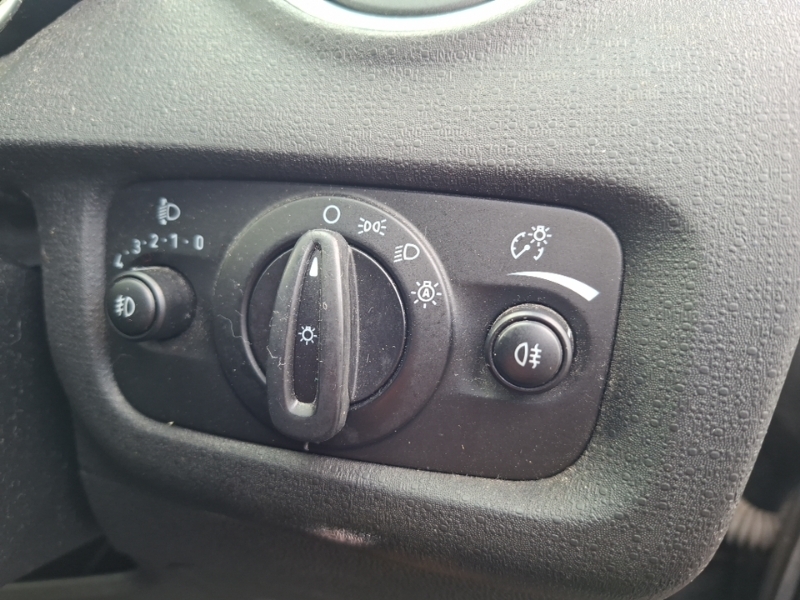 Ford Fiesta 1.25 Style With Usb Connection,hill Launch Ass Red #9