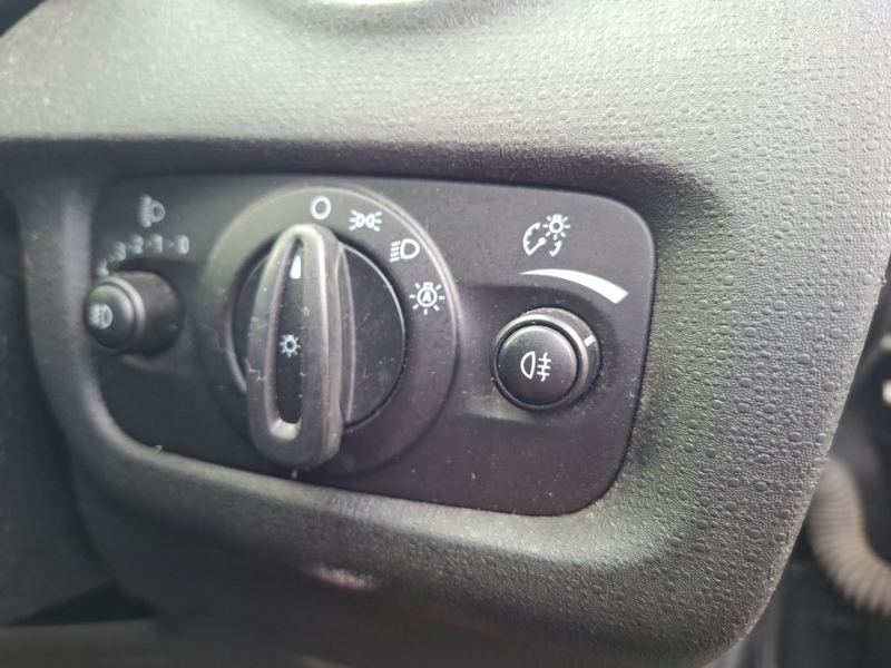 Ford Fiesta 1.25 Style With Usb Connection,hill Launch Ass Red #17