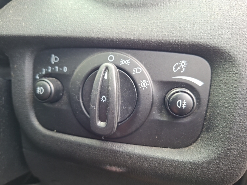 Ford Fiesta 1.25 Style With Usb Connection,hill Launch Ass Red #10