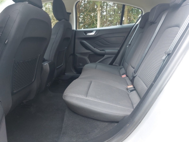 Ford Focus 2.0 Ecoblue Titanium Silver #6