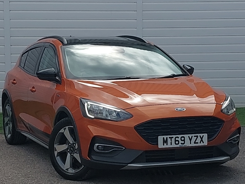 Ford Focus 1.0 Ecoboost 125 Active Orange
