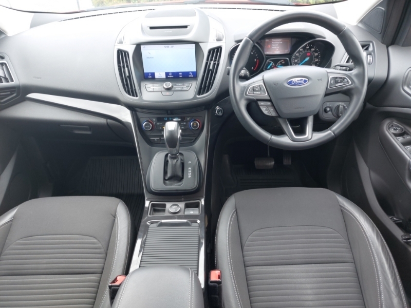 Ford Kuga 2.0 Tdci Titanium Edition 2Wd Red #3