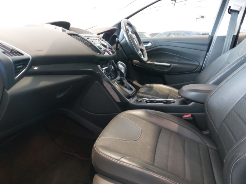 Ford Kuga 2.0 Tdci 163 Titanium Powershift White #5