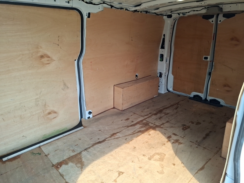 Ford Transit Custom 2.0 Ecoblue 110Ps H1 Van Leader SV74YMZ White #6