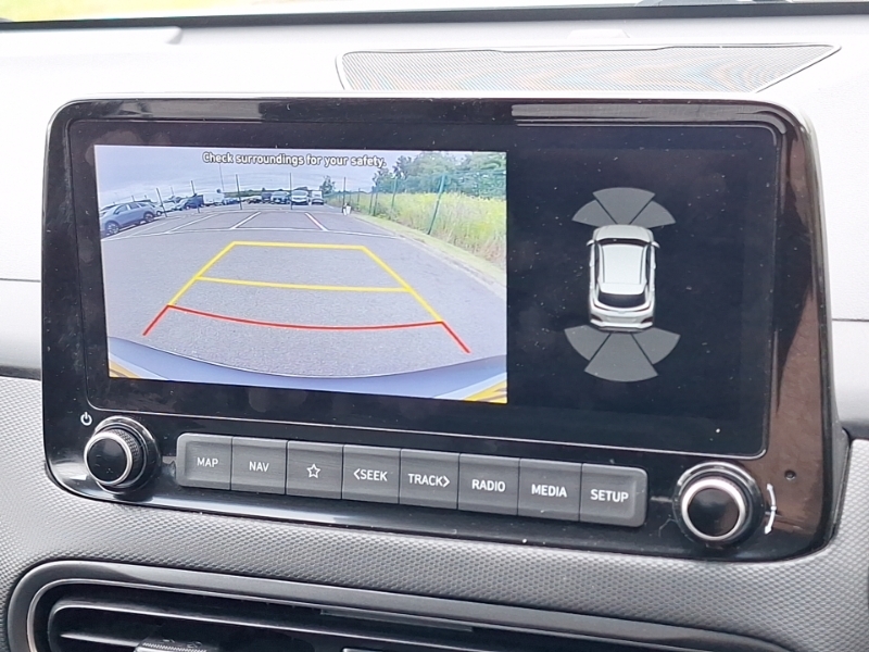 Hyundai Kona Premium Red #9