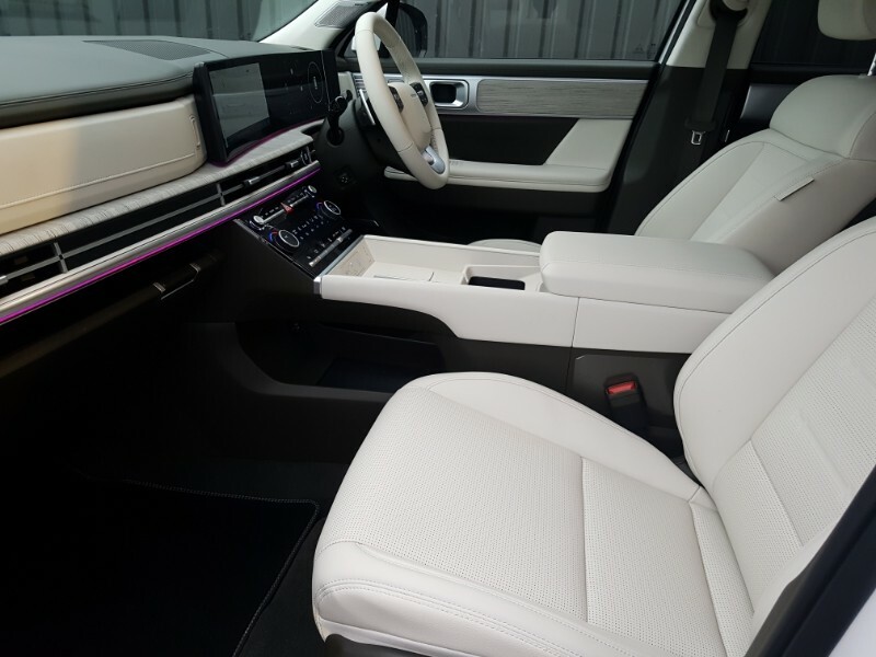 Hyundai Santa Fe 1.6 Tgdi Plug-in Hybrid Ultimate 4Wd White #5
