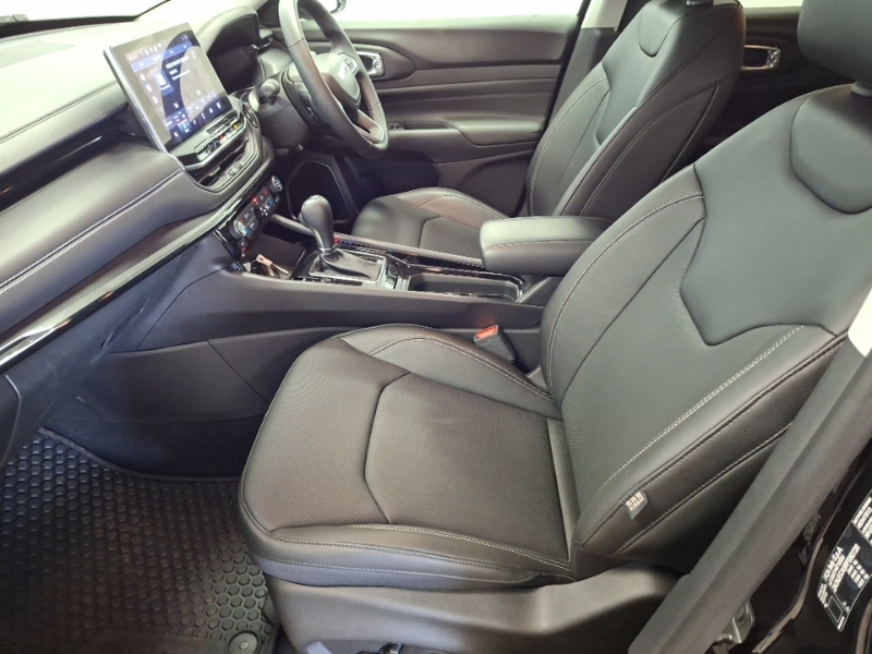 Jeep Compass 1.5 T4 E-torque Hybrid Altitude Dct Black #5