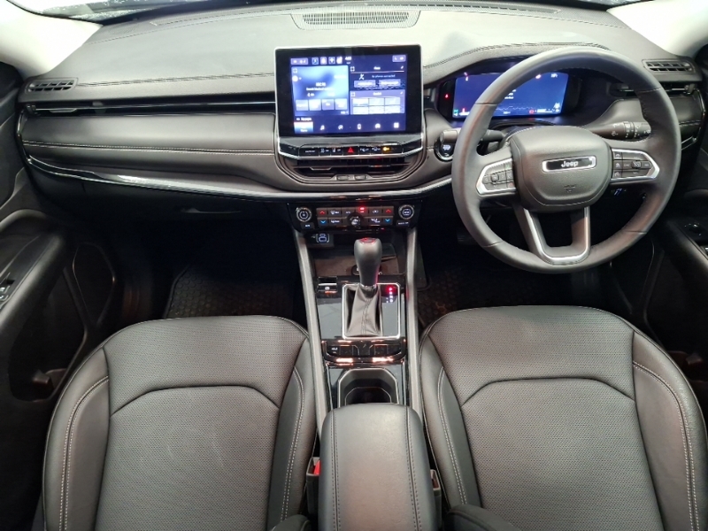 Jeep Compass 1.5 T4 E-torque Hybrid Altitude Dct Black #3