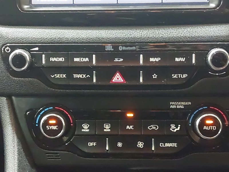 Kia Niro Estate 4  #15