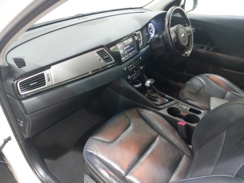 Kia Niro 1.6 Gdi Hybrid 3 Dct White #5