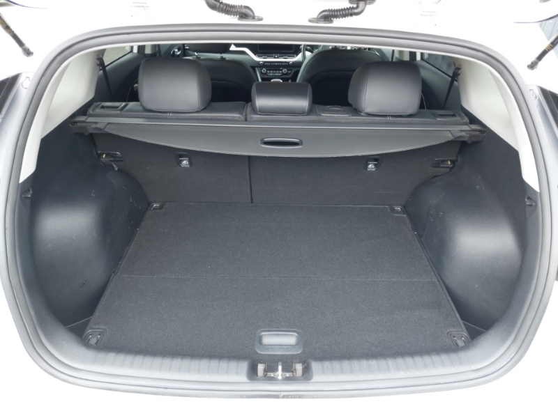 Kia Niro Gdi 4 Dct White #18