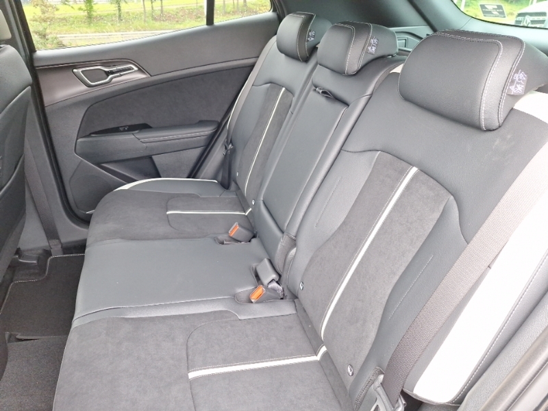 Kia Sportage 1.6T Gdi Hev Gt-line Black #6