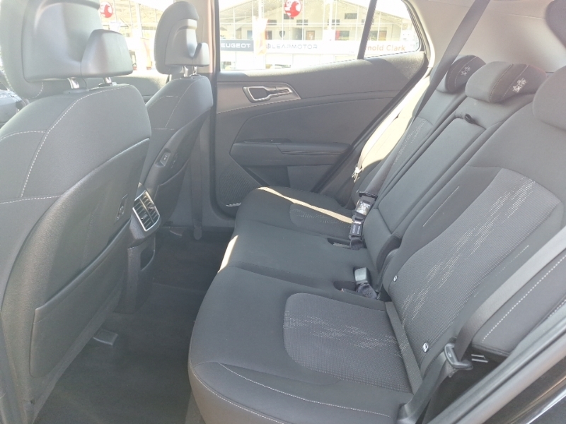 Kia Sportage 1.6T Gdi Pure Black #6