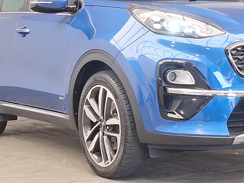 Kia Sportage Black #20