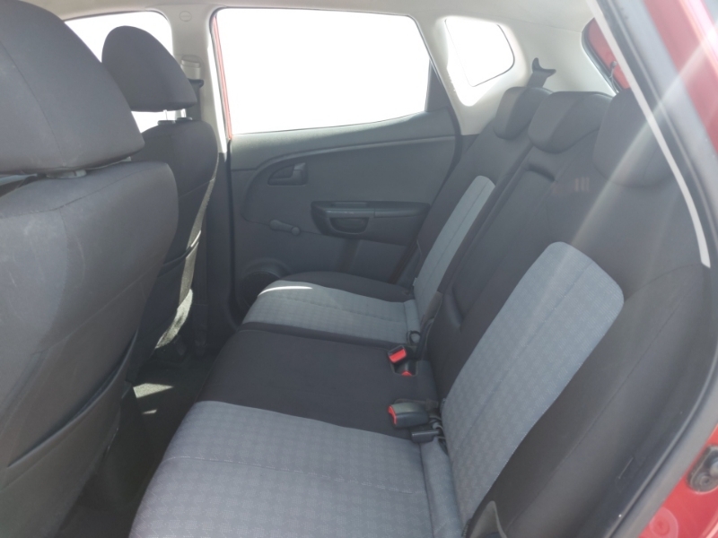 Kia Venga 1.4 Isg 1 Red #6