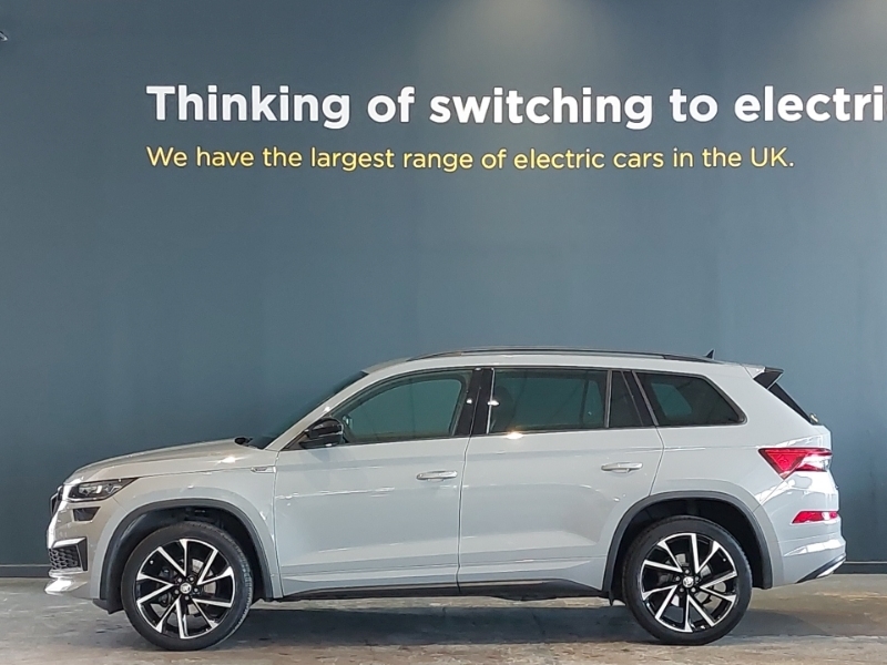 Skoda Kodiaq 1.5 Tsi Sport Line Dsg 7 Seat Grey #4