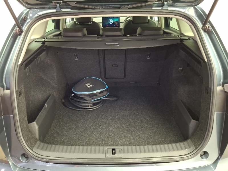 Skoda ENYAQ 80 Silver #18