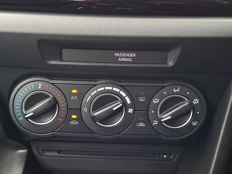 Mazda 3 2.0 Skyactiv-g Sport Nav Euro 5 Ss  #16