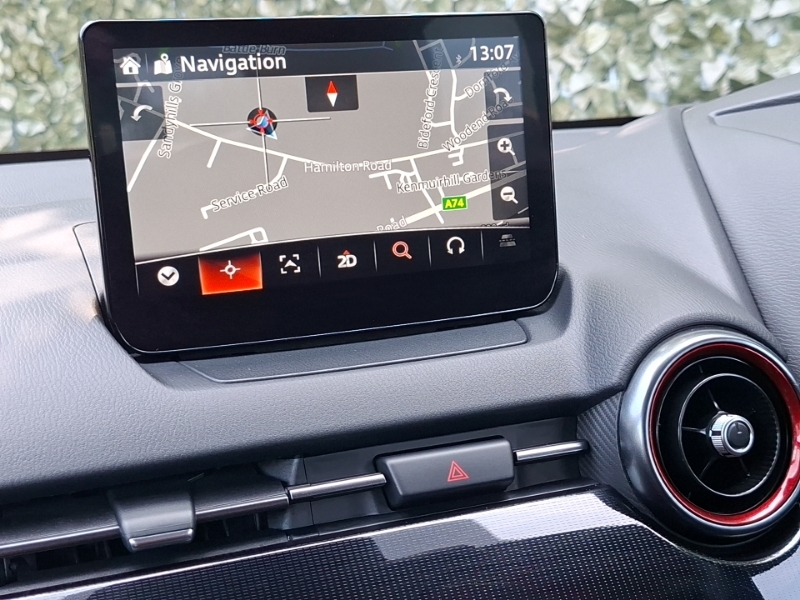 Mazda 2 1.5I Hybrid Exclusive Line Cvt White #10