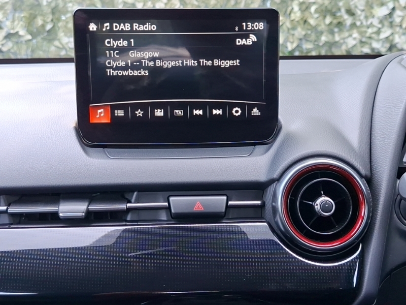 Mazda 2 1.5I Hybrid Exclusive Line Cvt White #11