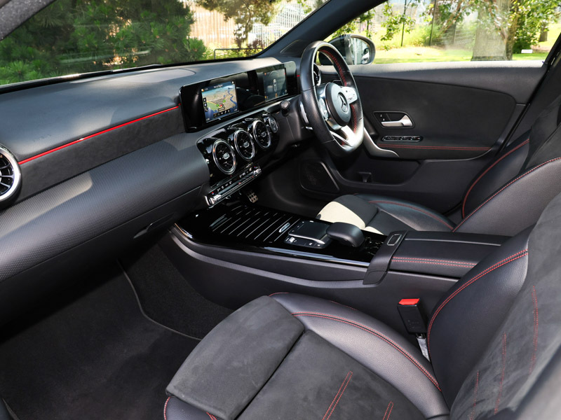 Mercedes-Benz A Class A180 Amg Line Black #5