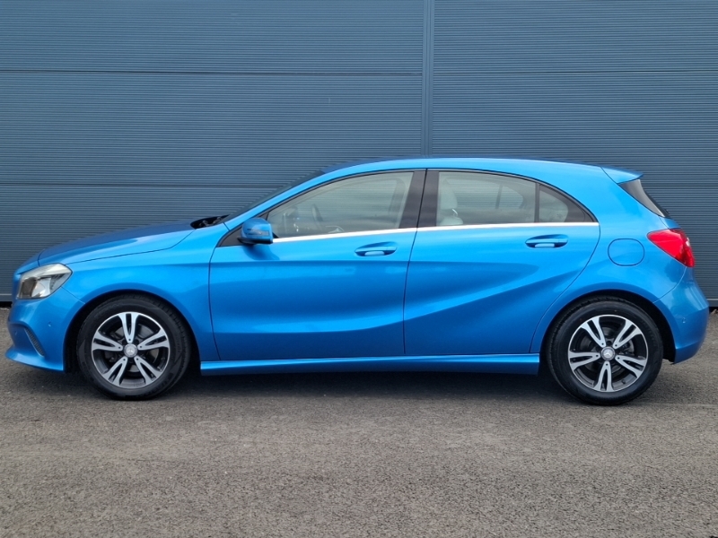 Mercedes-Benz A Class A180d Se Executive KJ66EBA Blue #4