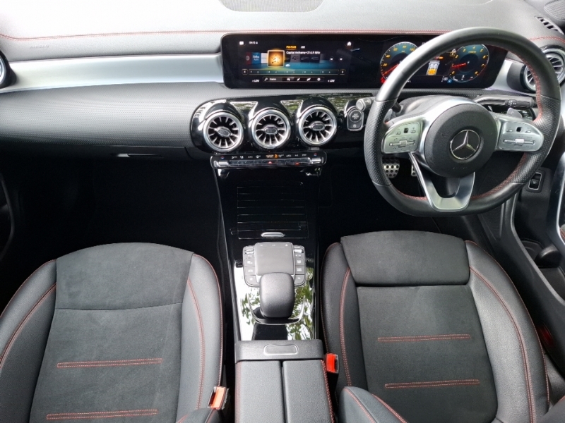 Mercedes-Benz CLA Class Cla 180 Amg Line Executive Tip Black #3