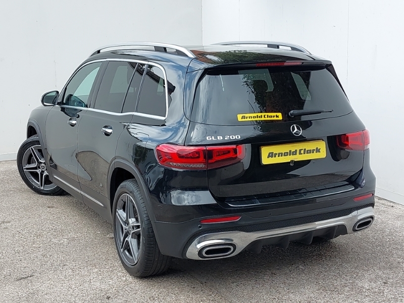 Mercedes-Benz GLB Class Glb 200 Amg Line Premium 7G-tronic Black #2