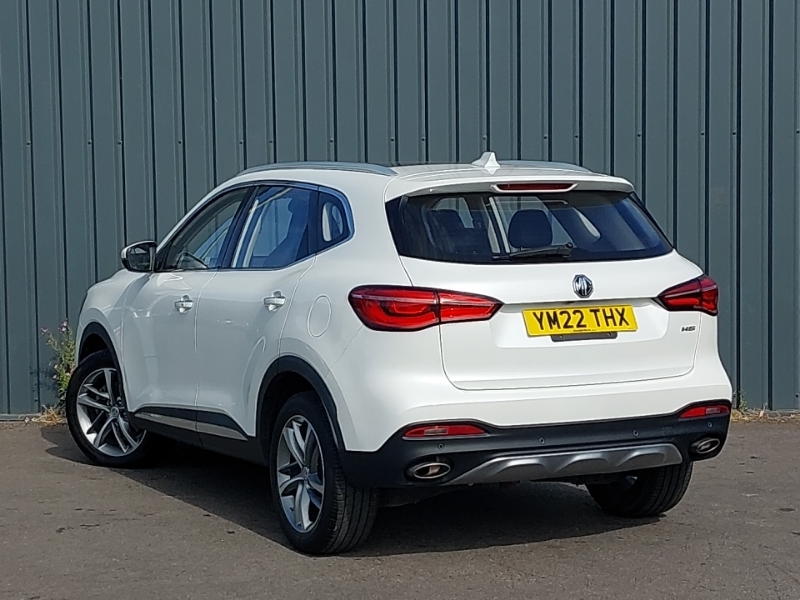 MG HS 1.5 T-gdi Exclusive White #2