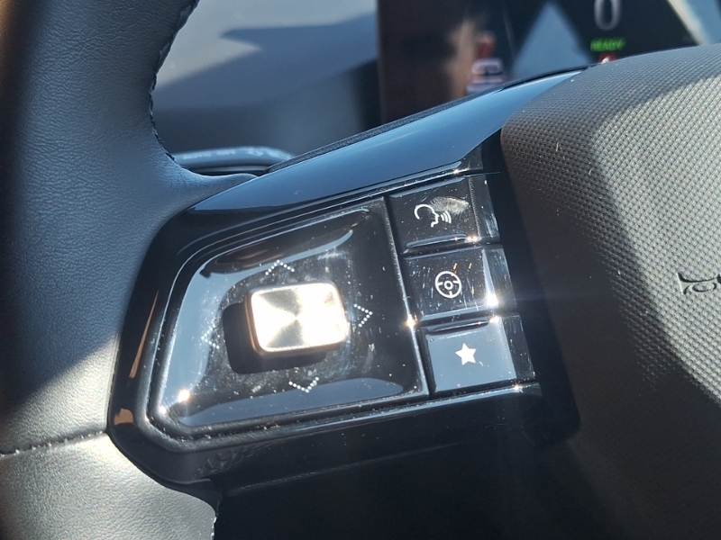 MG MG4 125Kw Se Ev 51Kwh White #12