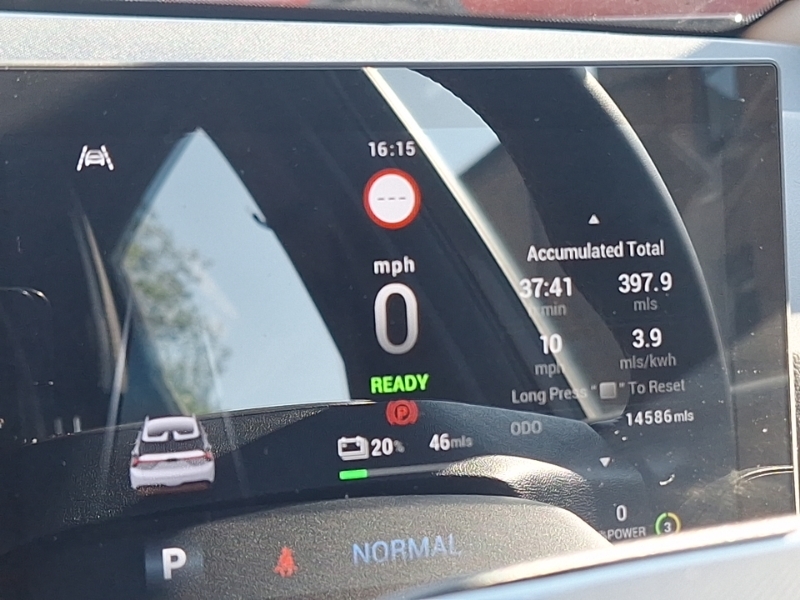 MG MG4 125Kw Se Ev 51Kwh White #16