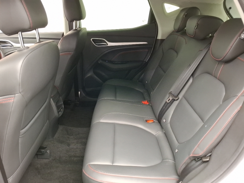 MG ZS 1.5 Vti-tech Exclusive White #6