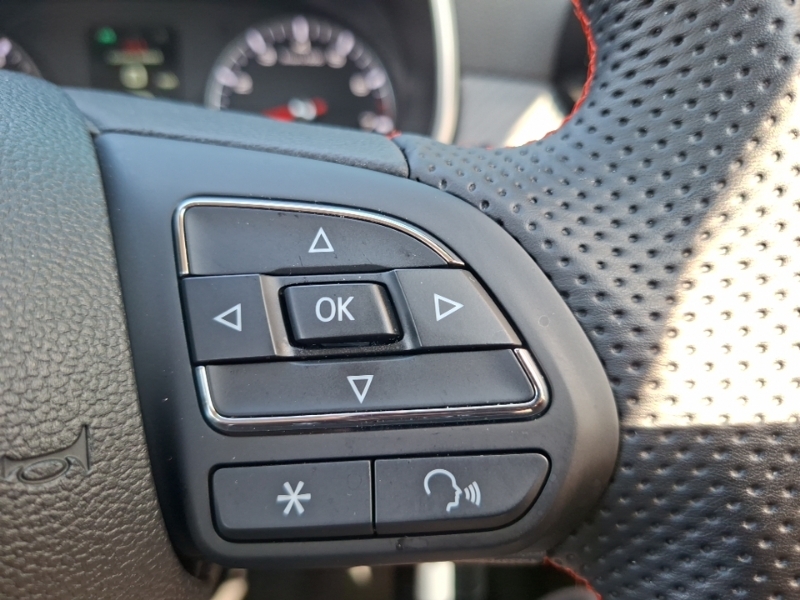 MG ZS 1.0T Gdi Exclusive Dct Silver #13