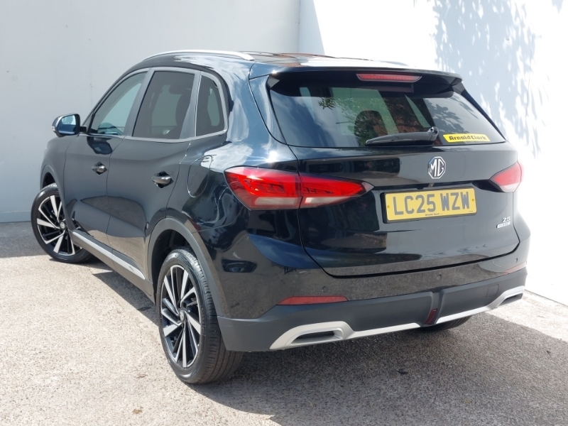 MG ZS 1.5 Hybrid Trophy Black #2