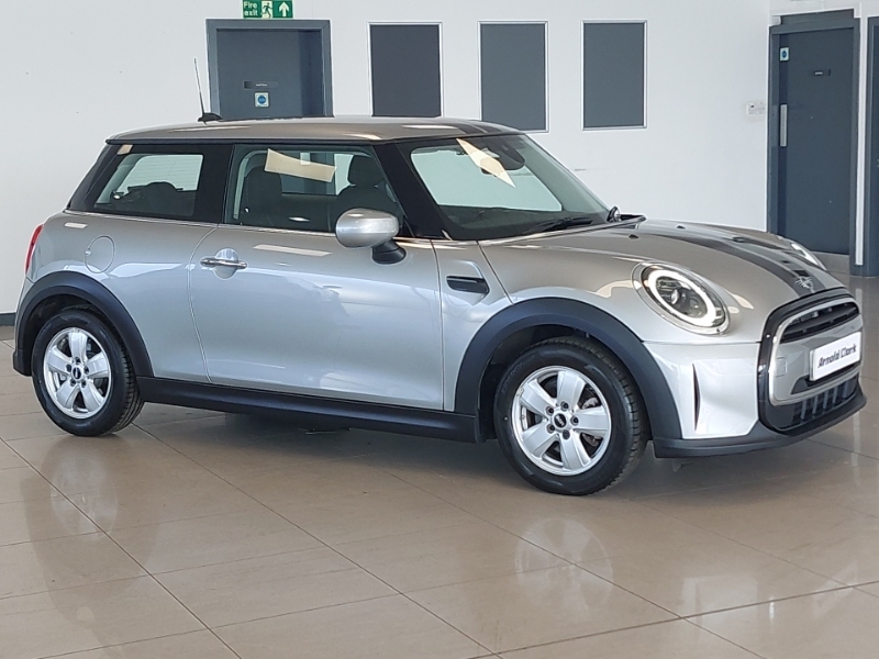 Mini Hatch 1.5 Cooper Classic Premium Silver