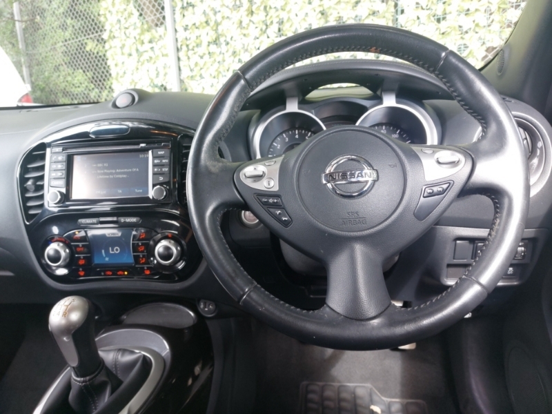 Nissan Juke 1.0 Dig-t Acenta Red #8
