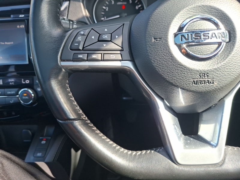 Nissan Qashqai Dci Tekna Red #12
