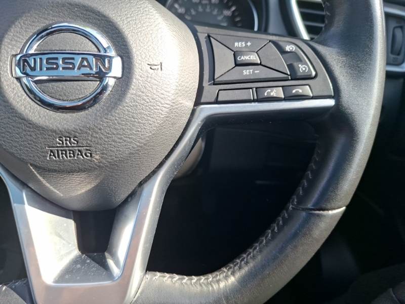 Nissan Qashqai Dci Tekna Red #13