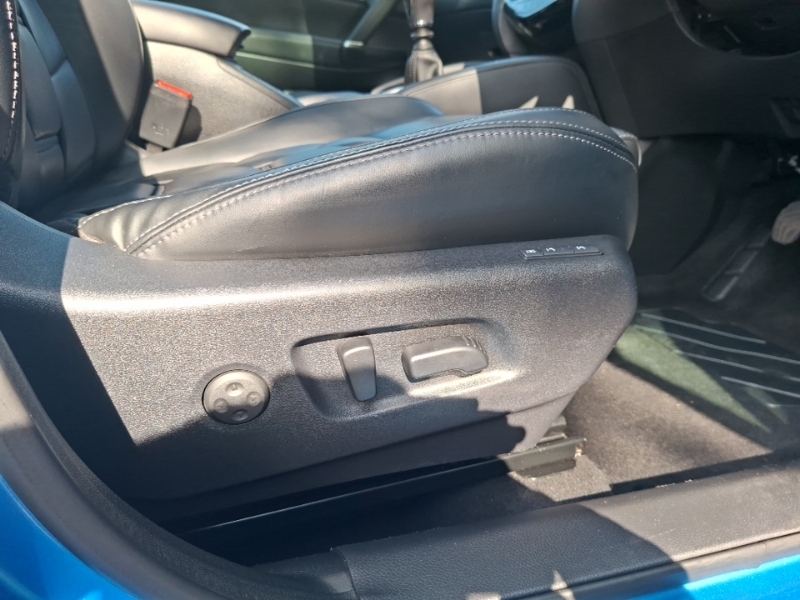 Nissan Qashqai Dci Tekna Red #15