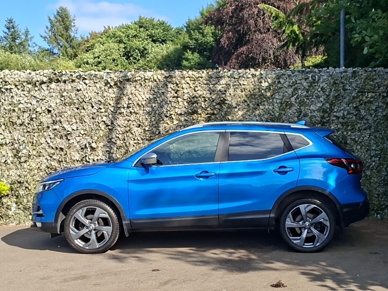 Nissan Qashqai Dci Tekna Red #4