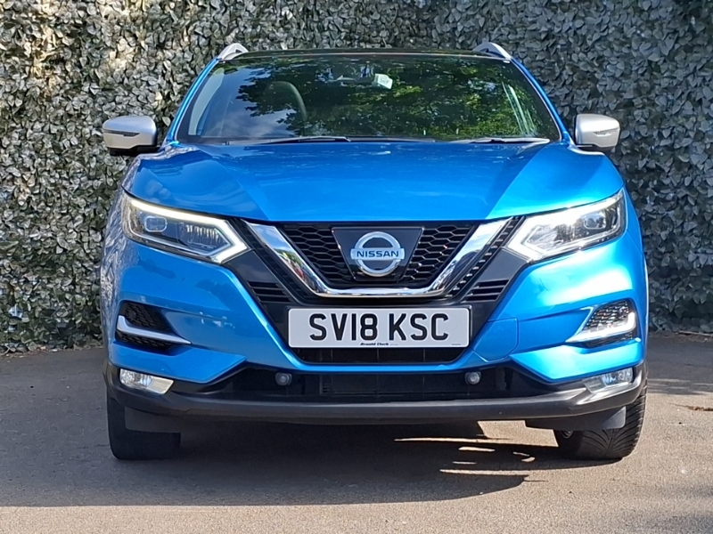 Nissan Qashqai Dci Tekna Red #14