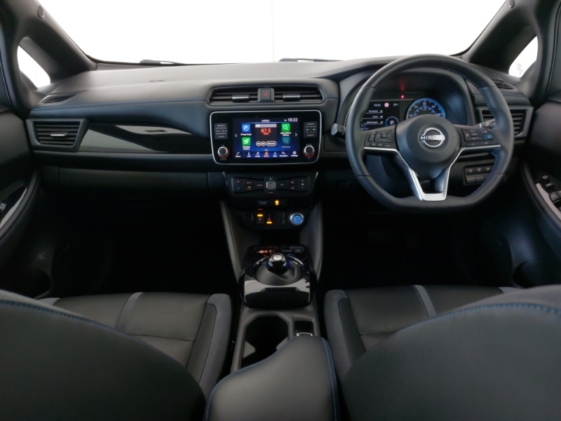 Nissan Leaf 160Kw E Tekna 62Kwh Red #3