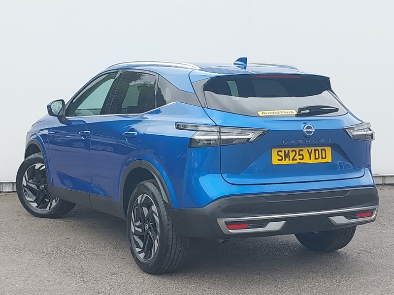 Nissan Qashqai 1.3 Dig-t Mh N-connecta Blue #2