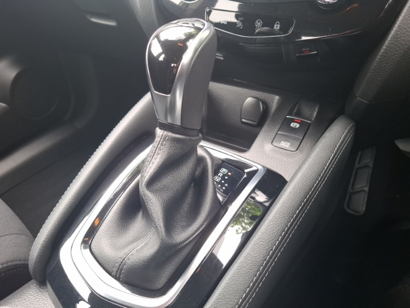 Nissan Qashqai Acenta Premium Black #17