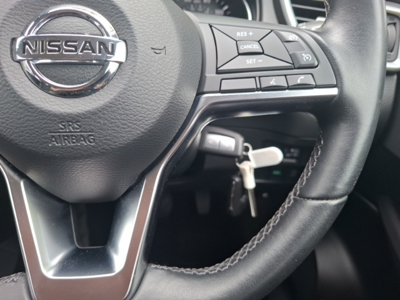 Nissan Qashqai Acenta Premium Black #13