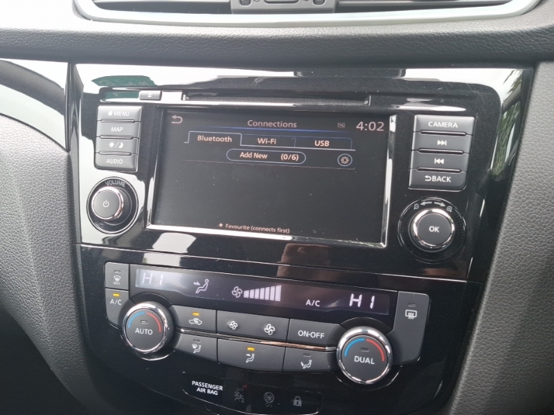 Nissan Qashqai Acenta Premium Black #15