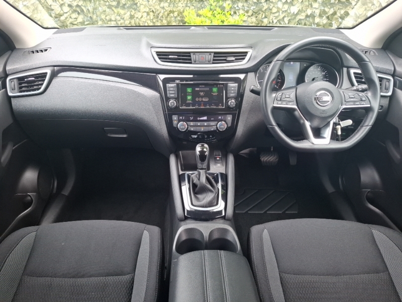 Nissan Qashqai 1.3 Dig-t 160 157 Acenta Premium Dct Silver #3